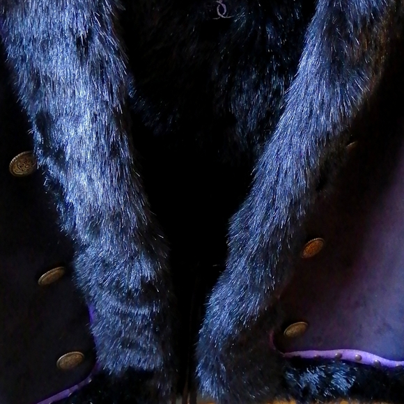 Ezekiel Lambskin Tie-up Vest - Picture 1 of 5